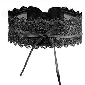 Lace wrap belt